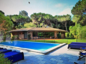 Villa Sibel con piscina in Versilia, Massa